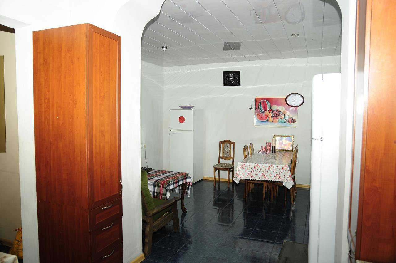 Sadgeri 2018 Hotel Buitenkant foto