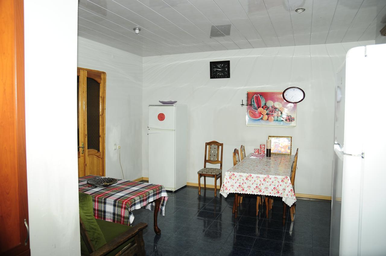 Sadgeri 2018 Hotel Buitenkant foto