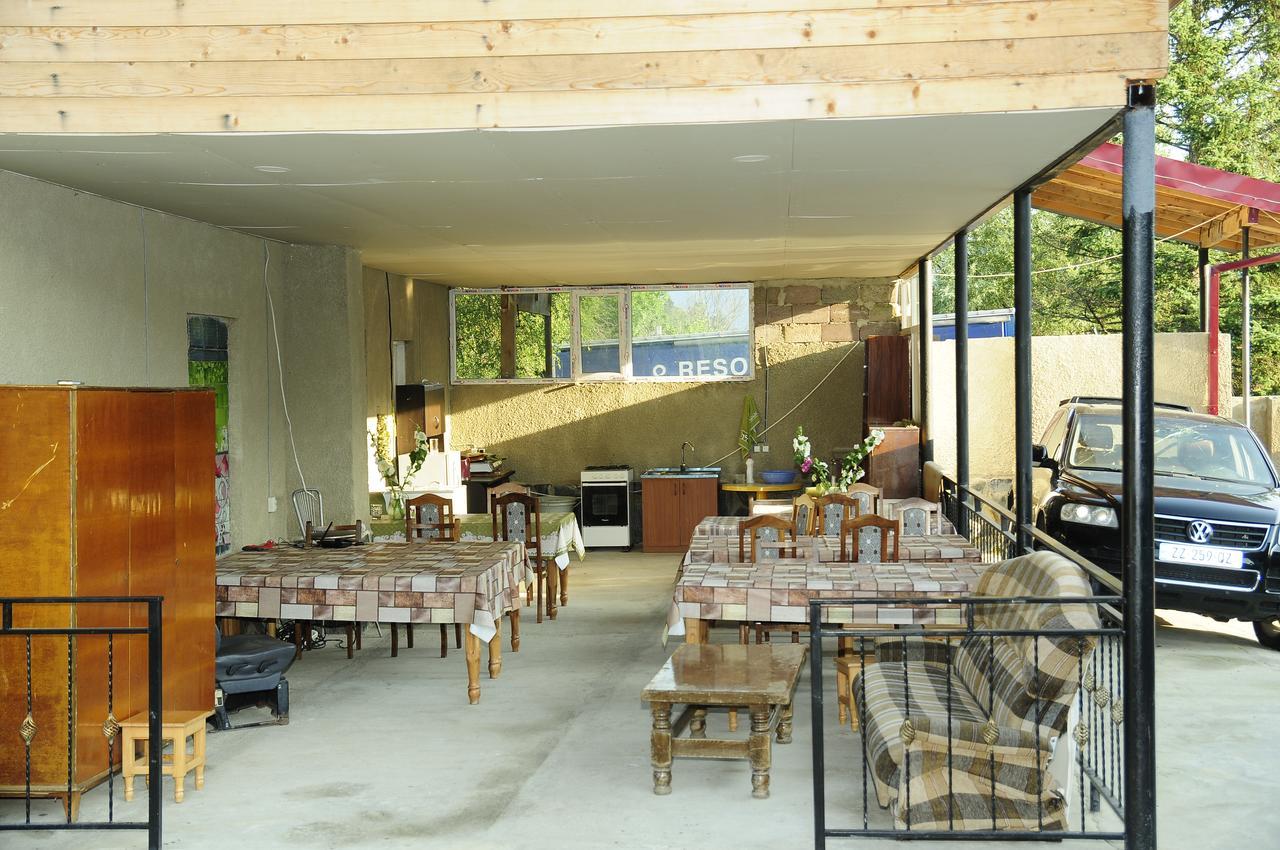 Sadgeri 2018 Hotel Buitenkant foto